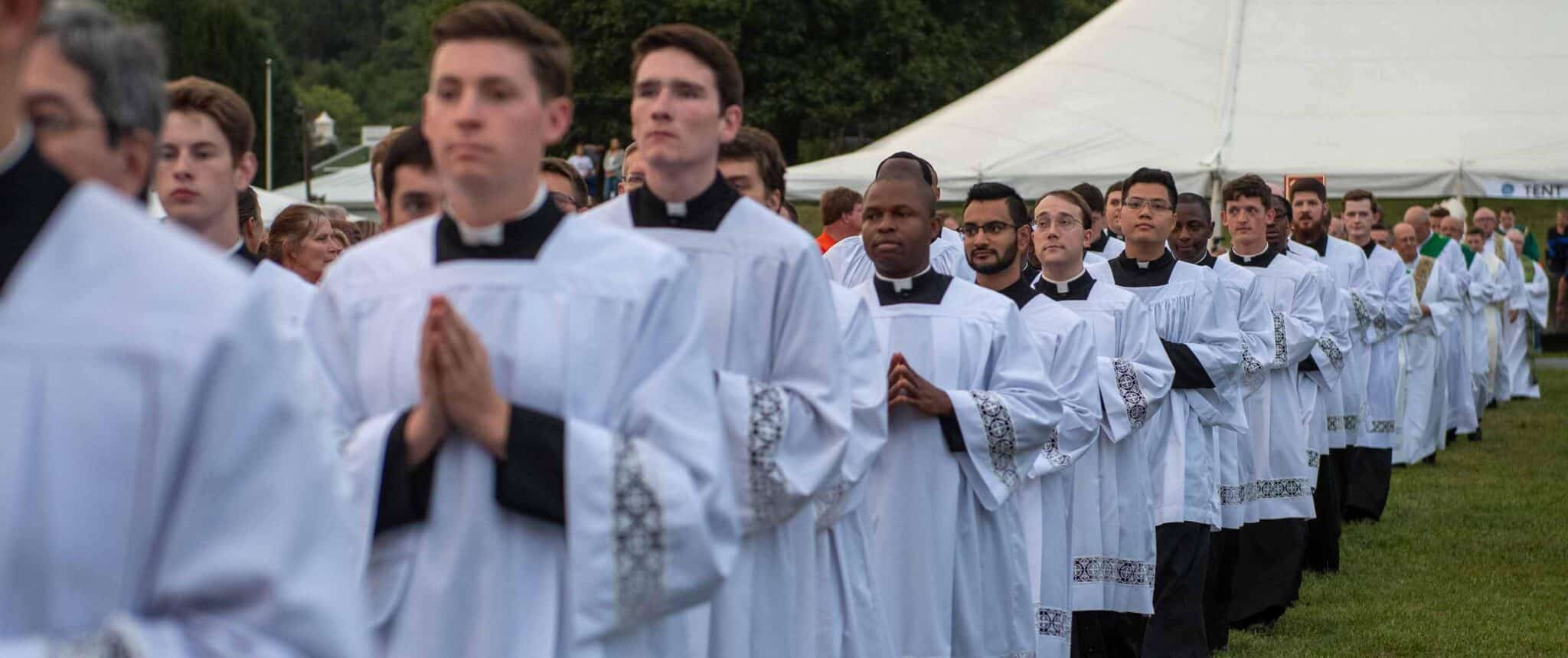 Archdiocese Welcomes 17 New Seminarians Largest Group In At Least 36 