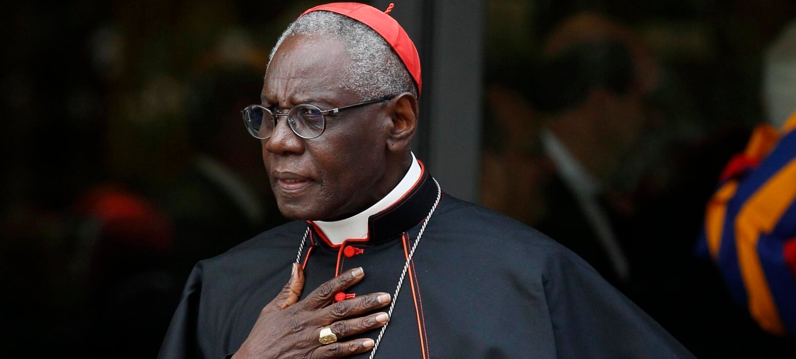 Cardinal Sarah: To oppose the pope is to be outside the church ...